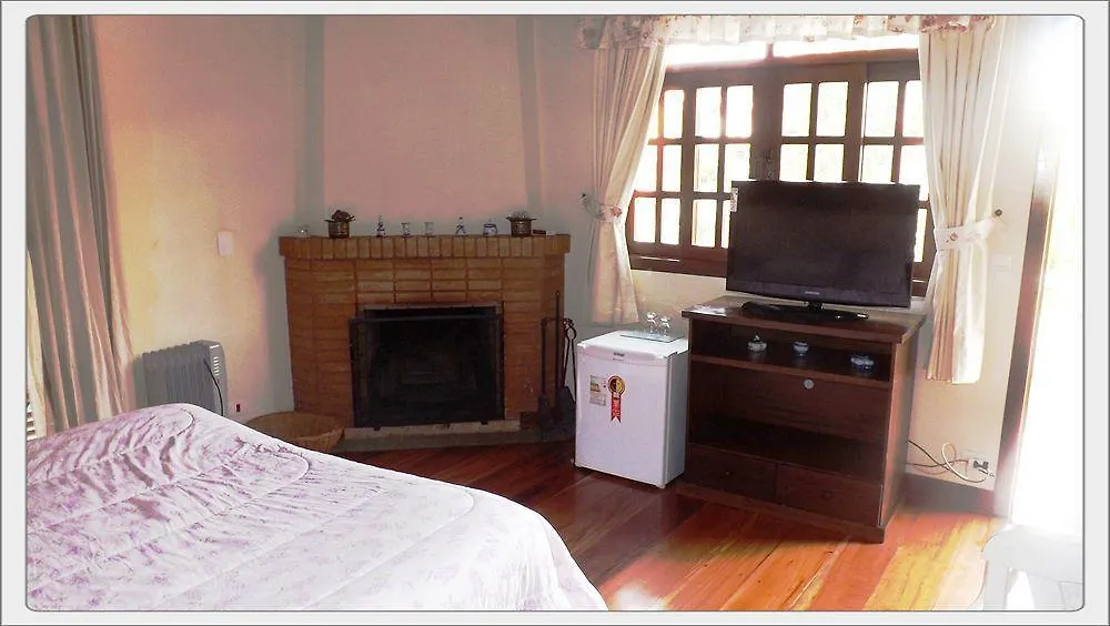*** Guest house Pousada Das Rosas Campos do Jordao Brazil