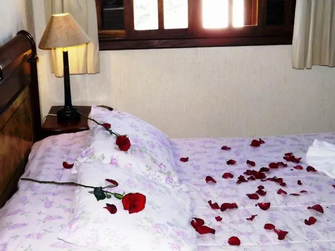 Pousada Das Rosas Campos do Jordao Guest house