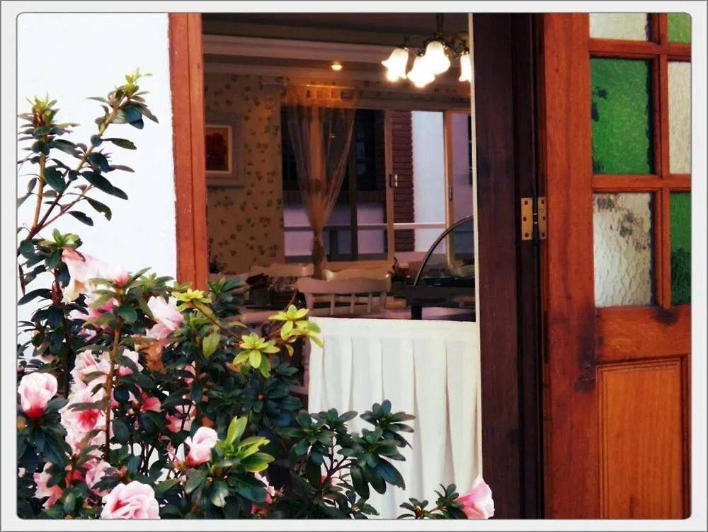 *** Guest house Pousada Das Rosas Campos do Jordao Brazil